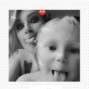 Meet your Posher, Danielle